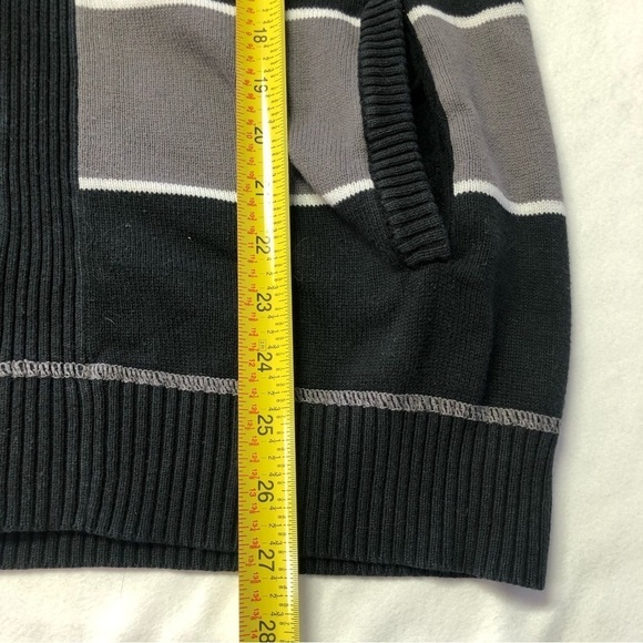GUESS Grey & Black Long Sleeve Zip Up Striped Knit Cardigan Sweater Size Large - Picture 12 of 13